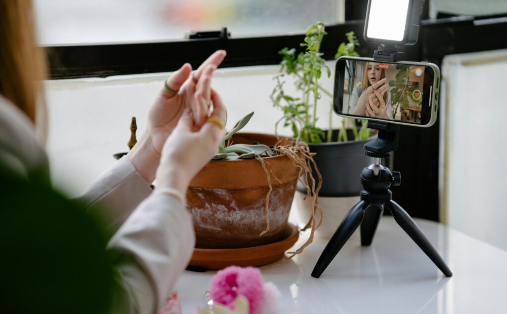 TikTok live pénzkeresés – ajándékok és bevételi lehetőségek élő közvetítéseken